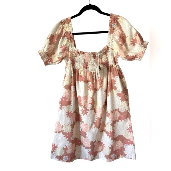 NWT FAHERTY Ramona Smocked Puff Sleeve Dress size M - Picture 4 of 12